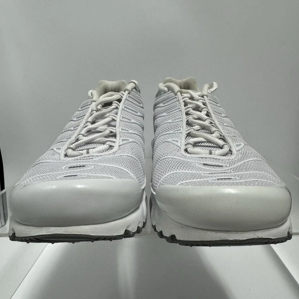 Brand New Nike Air Max Plus TN White Black Grey Shoes 604133-139 Men's Size 9.5